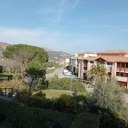 Cap Esterel Climatise Vue Partielle Apartmán Saint-Raphaël