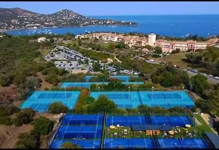 Cap Esterel Climatise Vue Partielle *