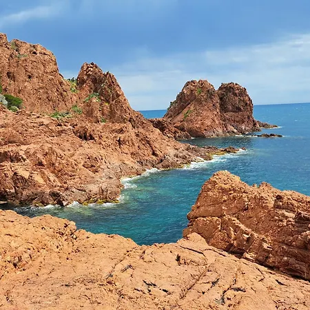 Cap Esterel Climatise Vue Partielle