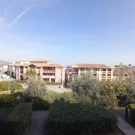 Cap Esterel Climatise Vue Partielle *