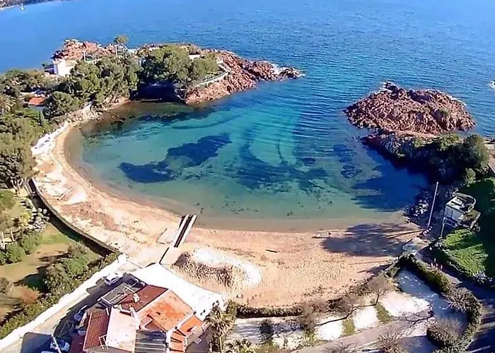 Cap Esterel Climatise Vue Partielle * Saint-Raphaël